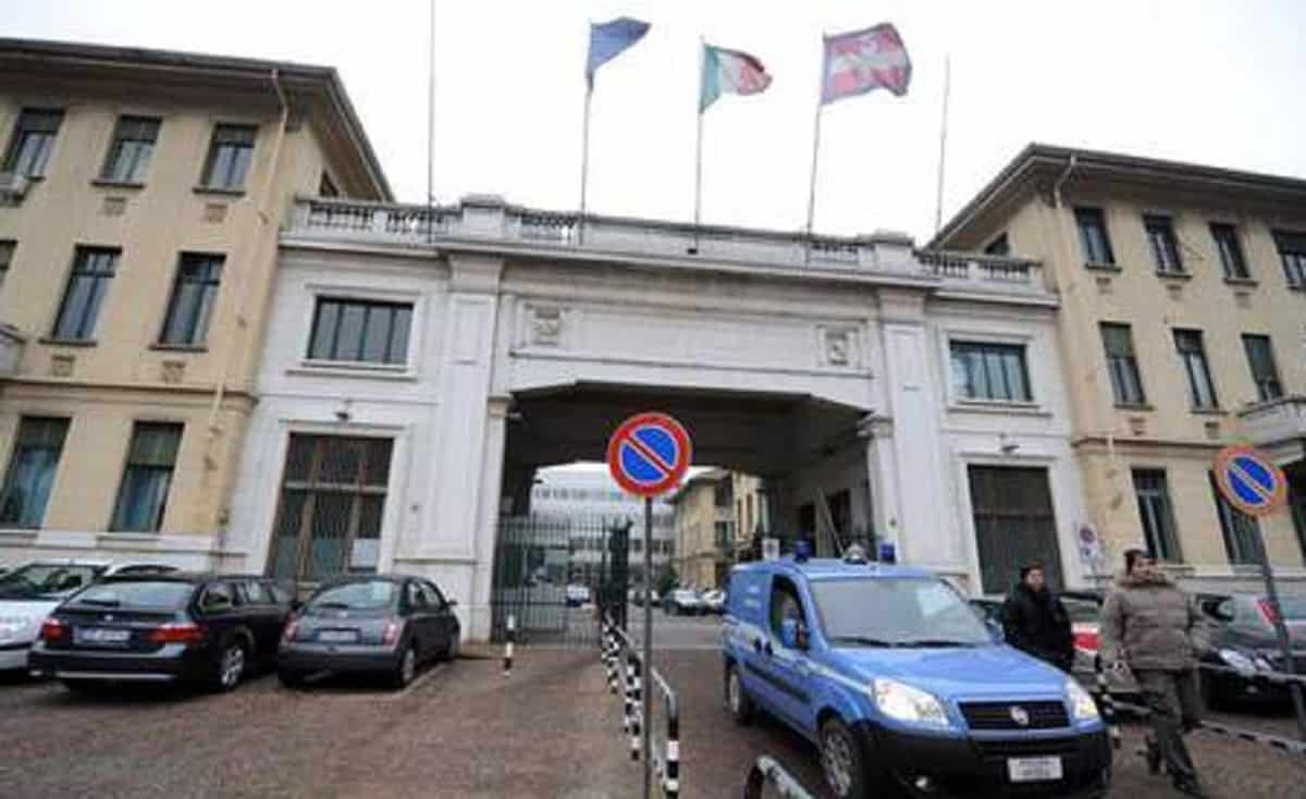 Cieco torna a vedere, Ansa