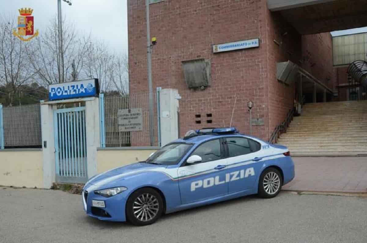 Segregata in casa, foto d'archivio Ansa