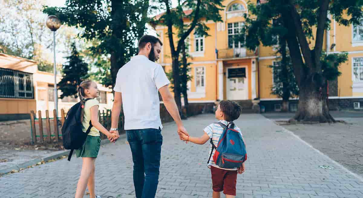 multa genitori ritardo asilo