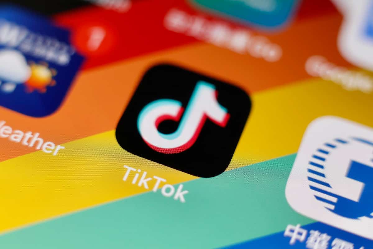 tiktok under 18