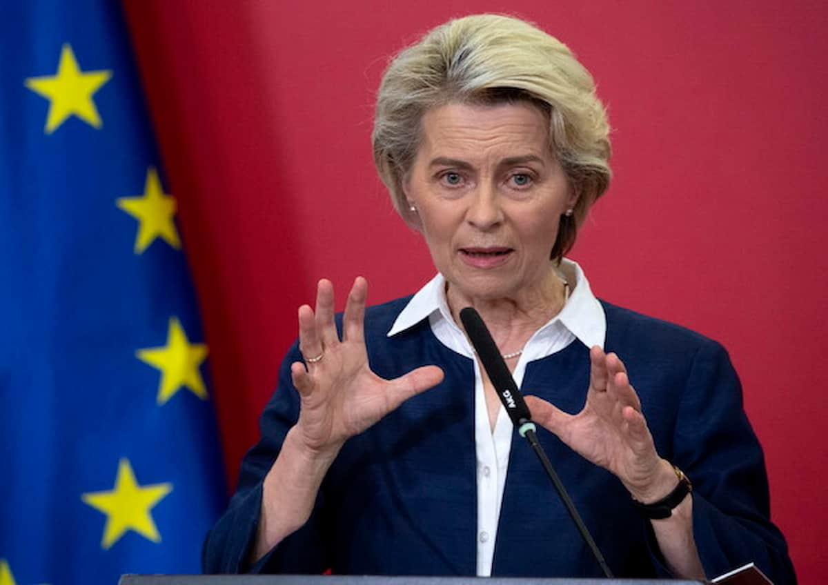 Auto elettrica, Bruxelles sta facendo il gioco della Cina? Che dice Meloni dell'invadenza dei burocrati Ue?