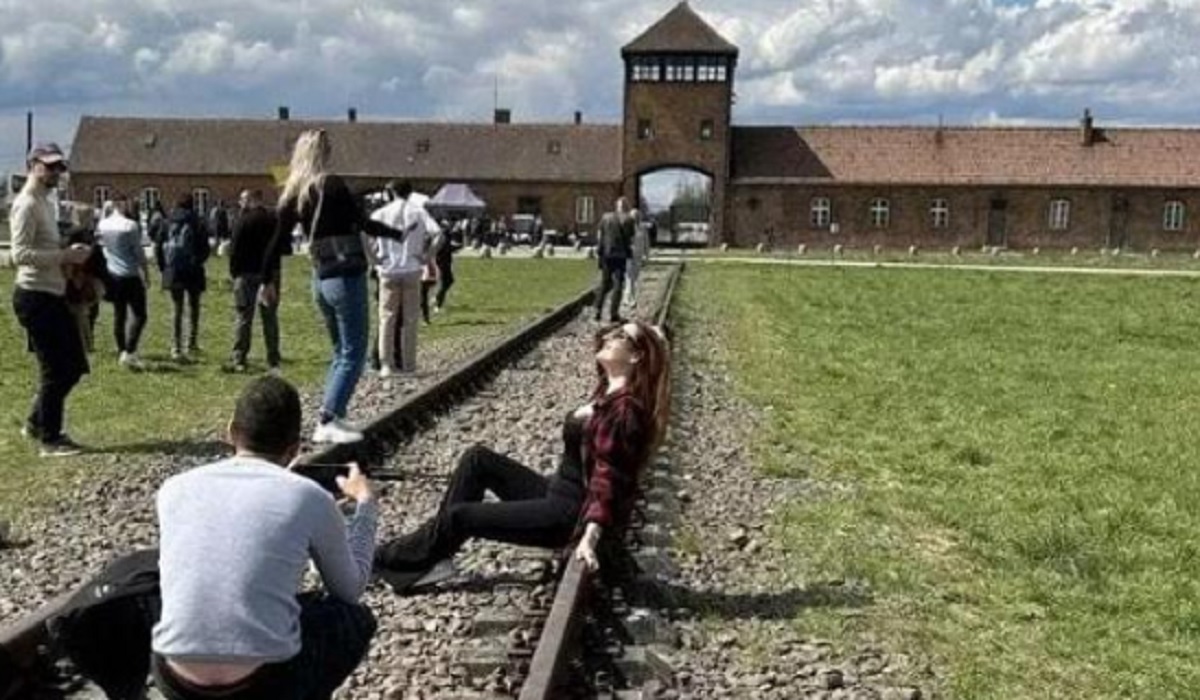 binari Auschwitz