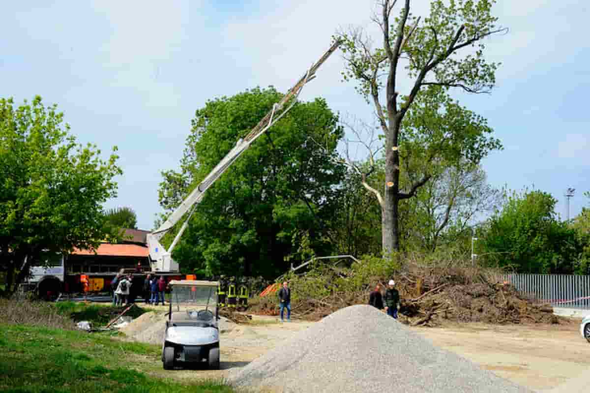 gru opera operai morti