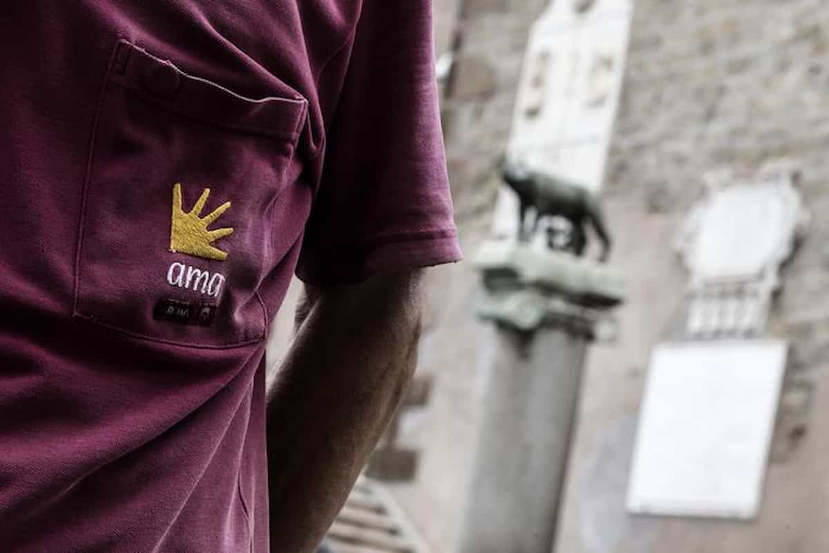 dipendenti ama picchiati