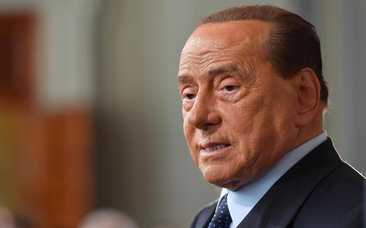 berlusconi dimissioni