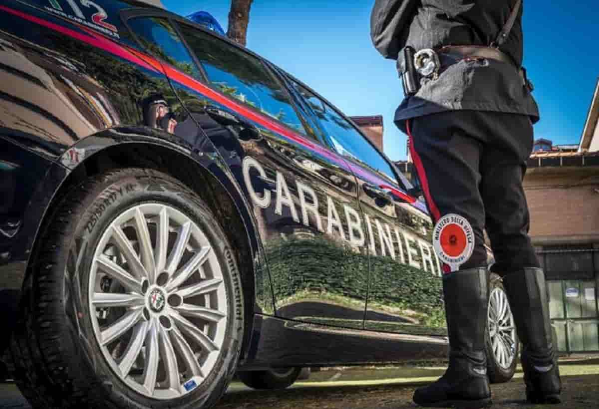 Una 28enne russa minaccia i carabinieri, foto d'archivio Ansa