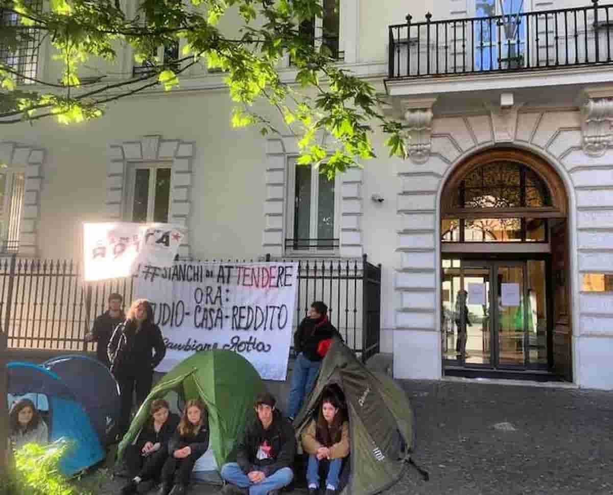 caro affitti 660 milioni