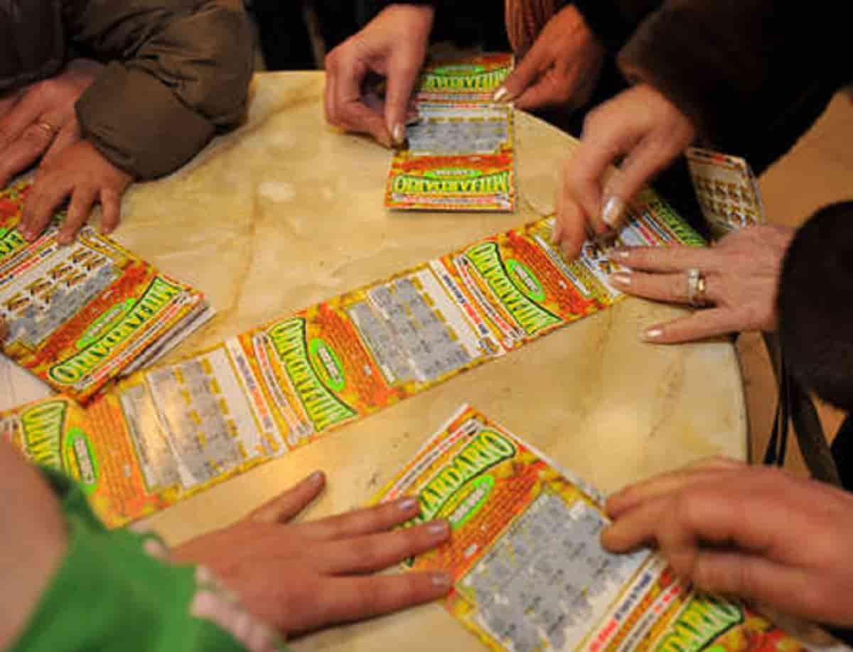 Con un Gratta e vinci da 20 euro si porta a casa 5 milioni di euro, foto Ansa