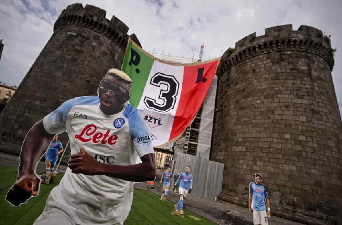 I festeggiamenti per lo scudetto, in arrivo, del Napoli (foto Ansa)