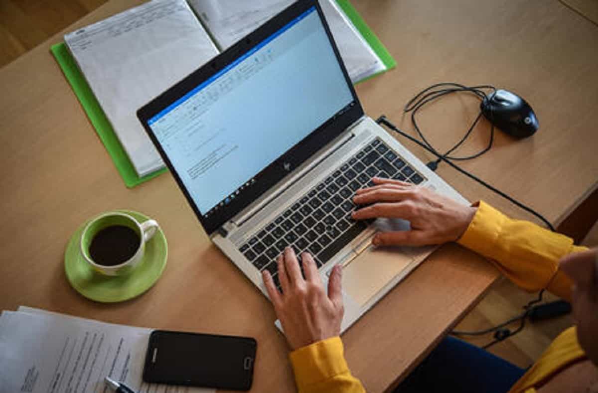 Smart working 30 giugno, foto d'archivio Ansa