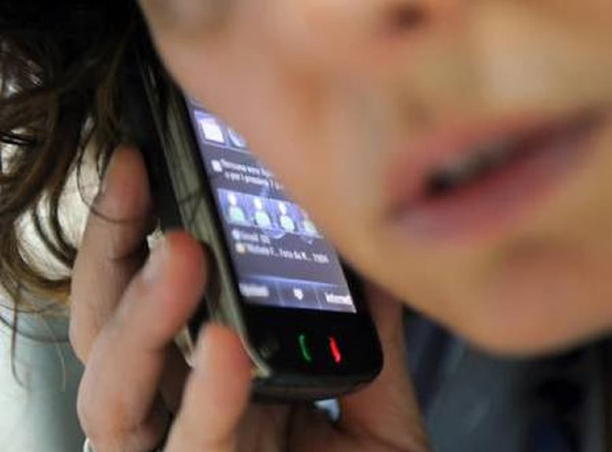 Fa sesso gratis, chiamatela (foto d'archivio Ansa)