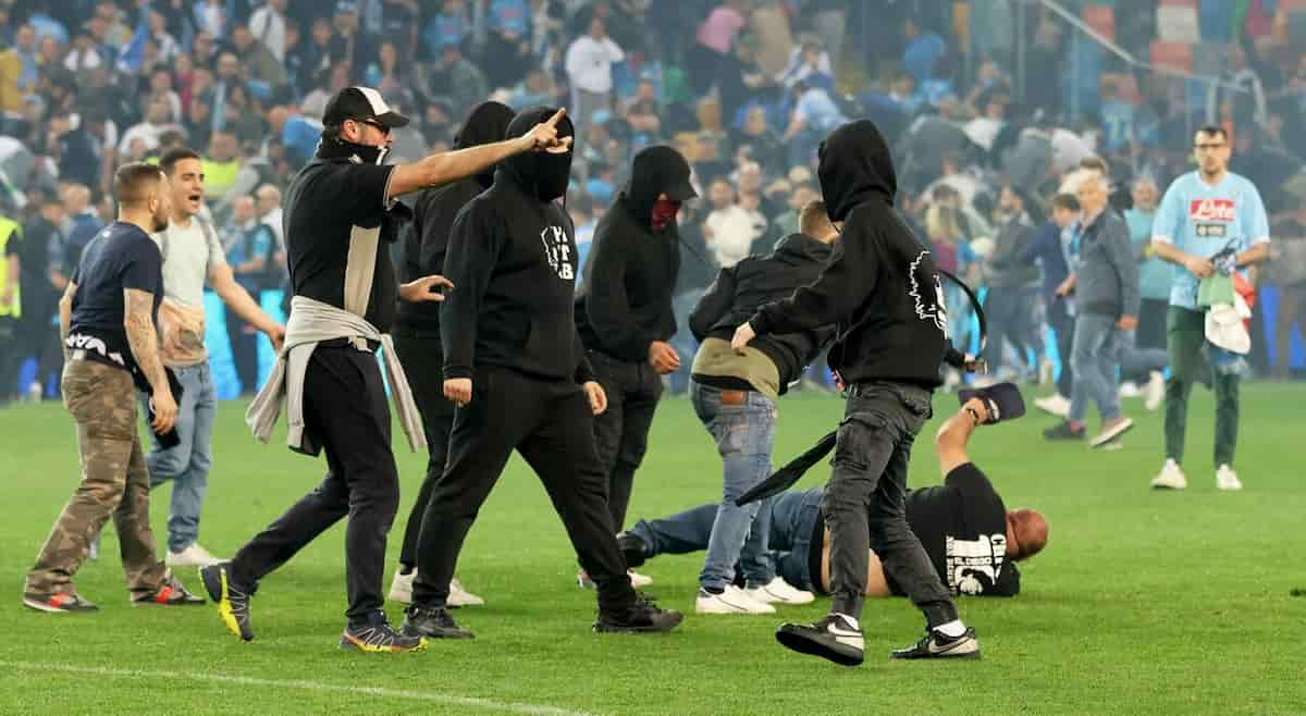 udinese napoli rissa in campo