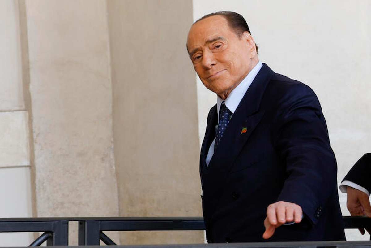 silvio_berlusconi_reddito_18_milioni