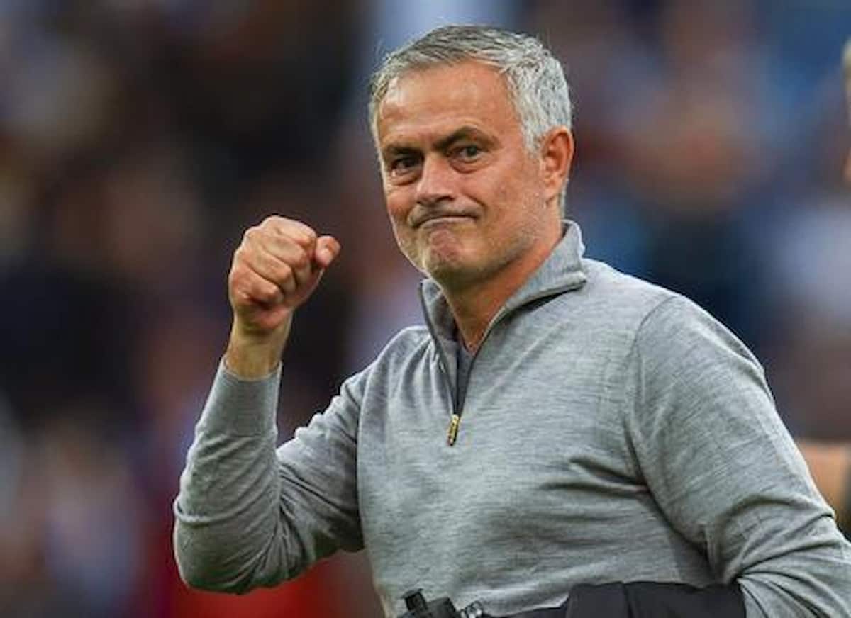 Mourinho, la Roma e i romani, luci e ombre di un divo del calcio in guerra con gli arbitri e la Società: resterà?