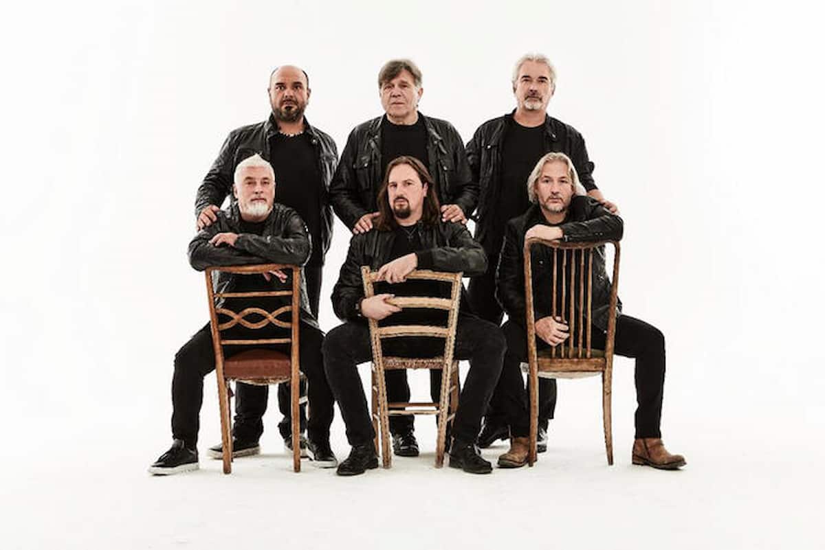 Concertone “Italia Loves Romagna “, i Nomadi, esclusi senza motivo, attaccano: abitano a meno di 20 km da Reggio