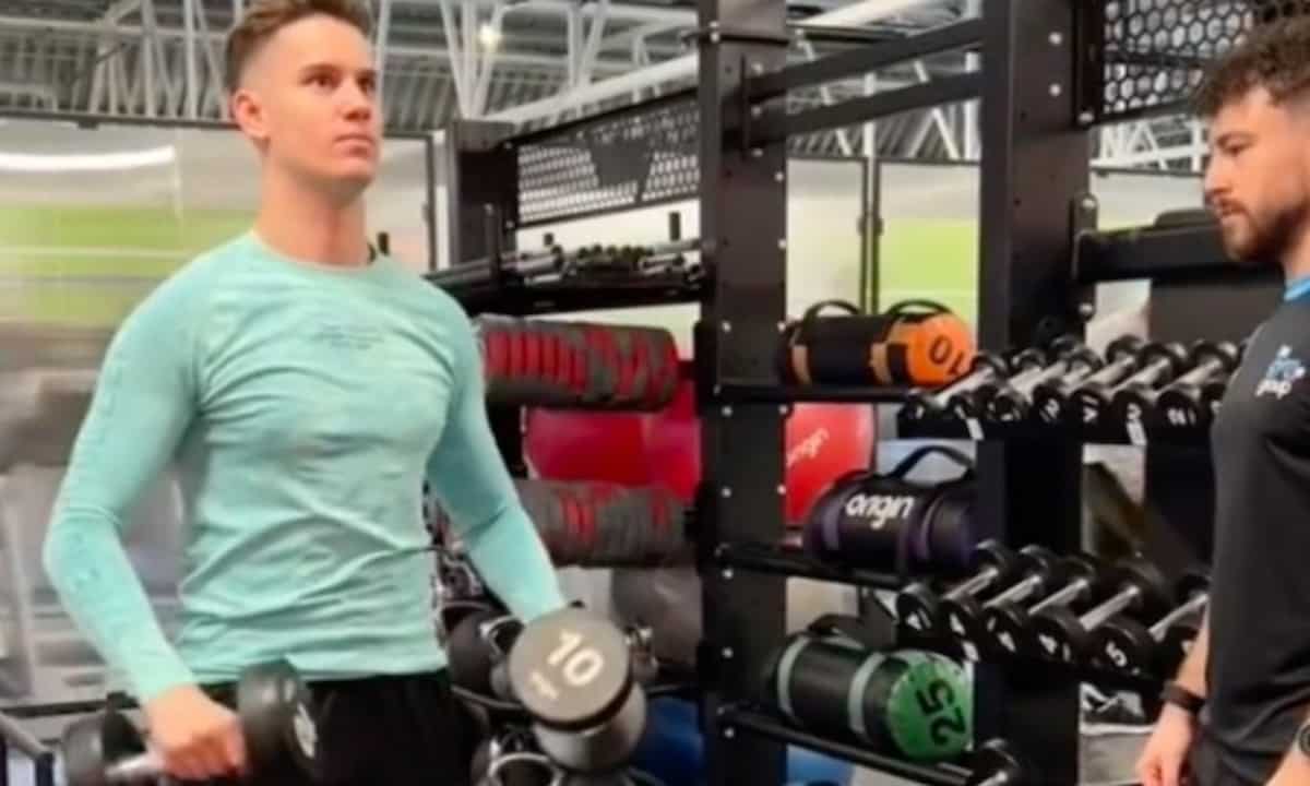 ragazzo cieco toby addison