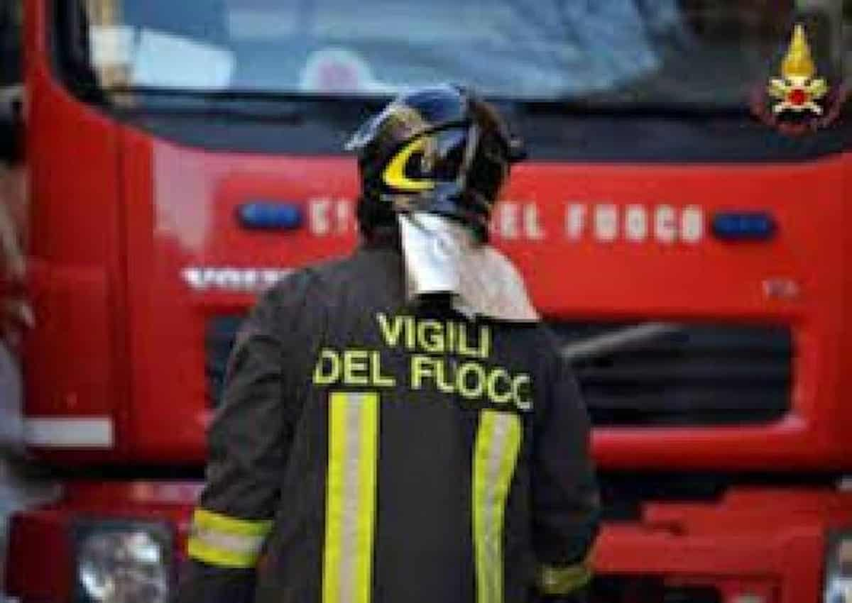 incendio bari azienda chimica