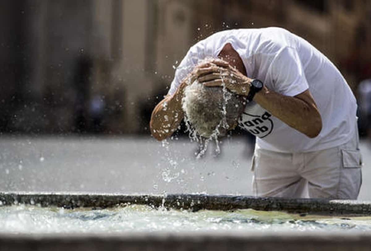 Nuova ondata di calore, foto Ansa