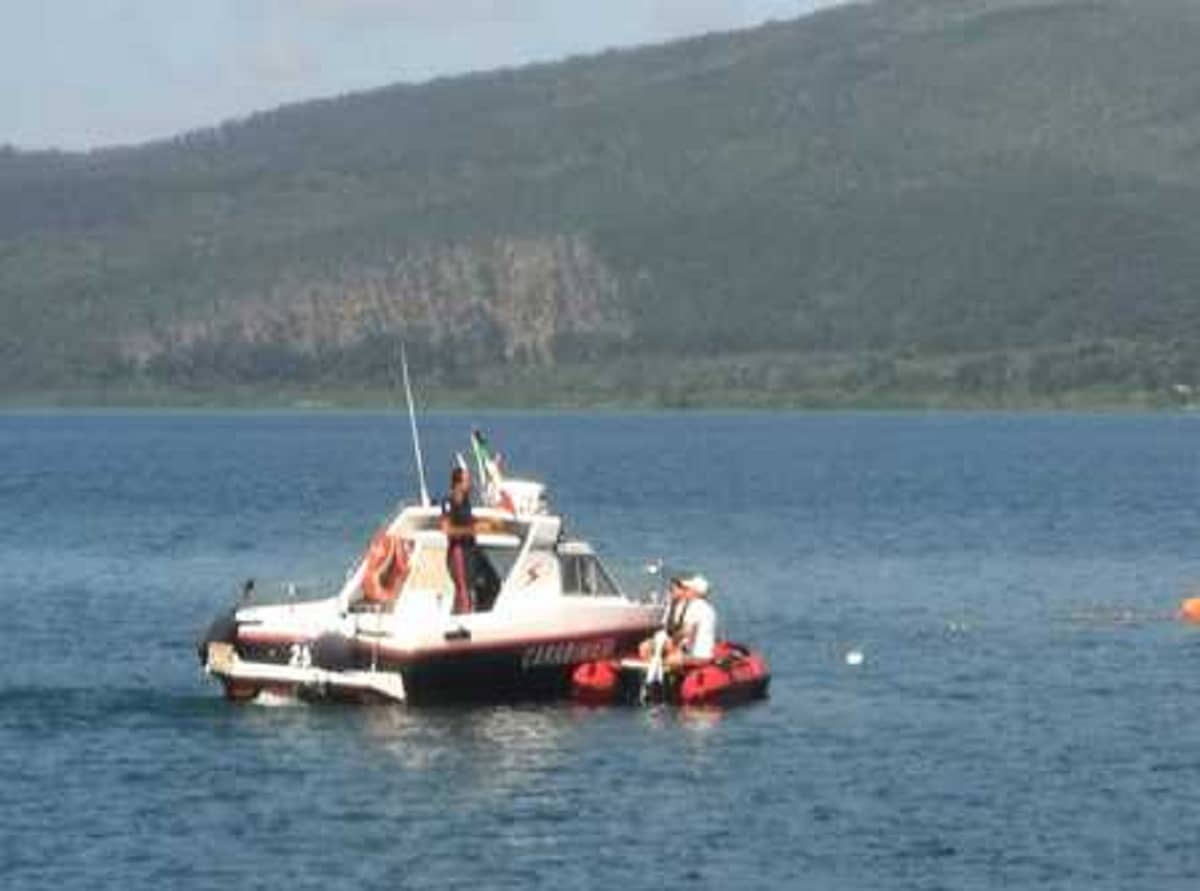 Lago di Bracciano, foto d'archivio Ansa