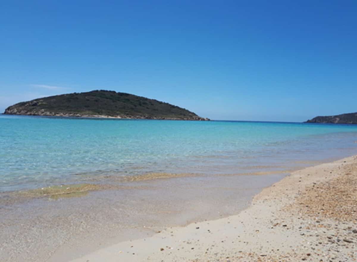 Maracalagonis, turista campano ha un malore e muore in spiaggia. E' la terza vittima del caldo in 24 ore. Foto d'archivio Ansa