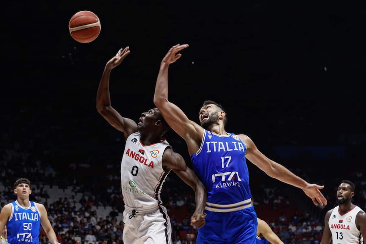 Mondiali di basket a Manila: l’Italia di Pozzecco debutta battendo l’Angola 81-67, vittoria sofferta