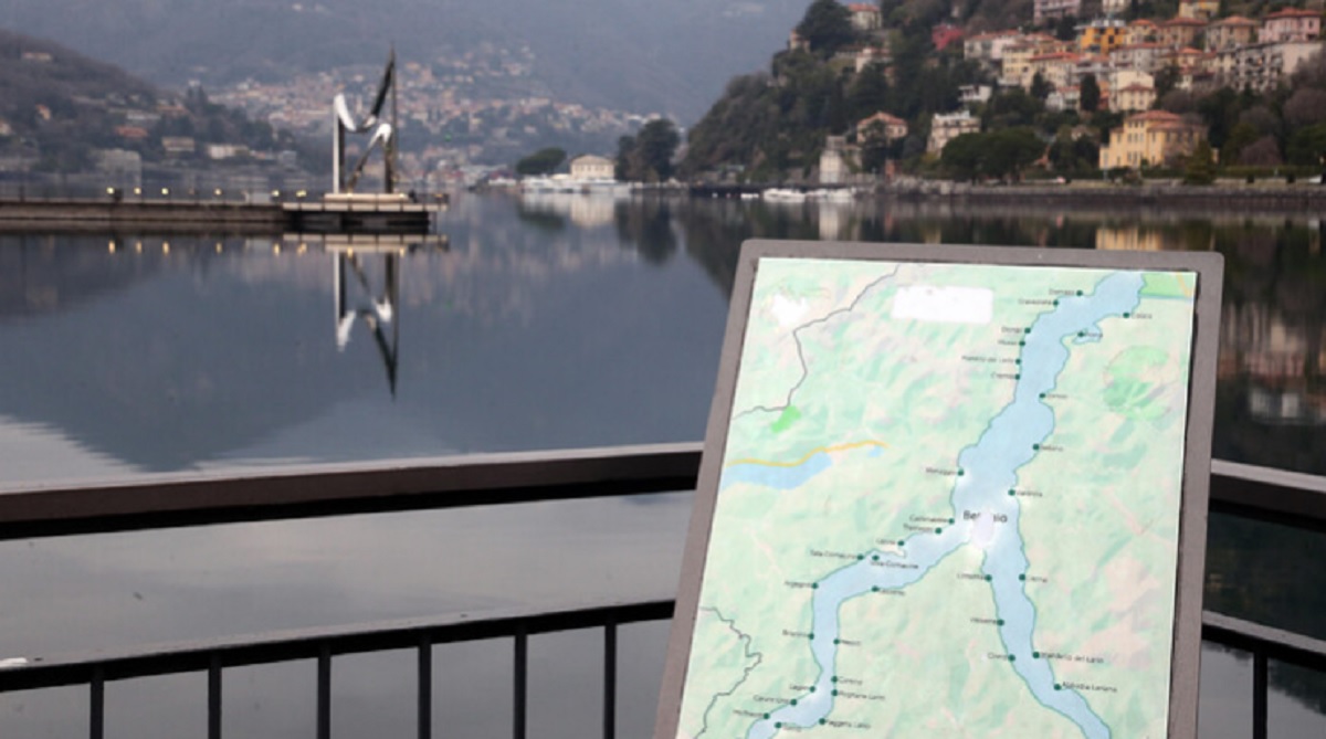 bambina lago di como