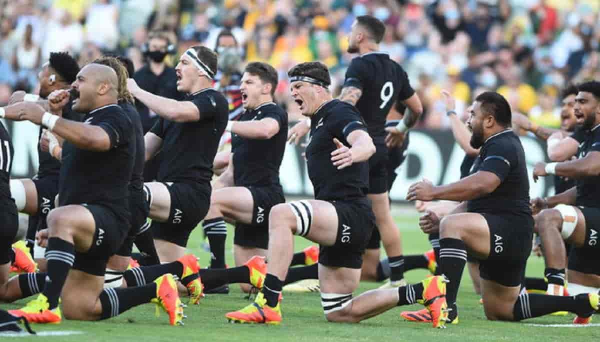 Rugby, l'Italia sfida il mito dei All Blacks (venerdì 29, ore 21). Il match vale i quarti di finale dei Mondiali