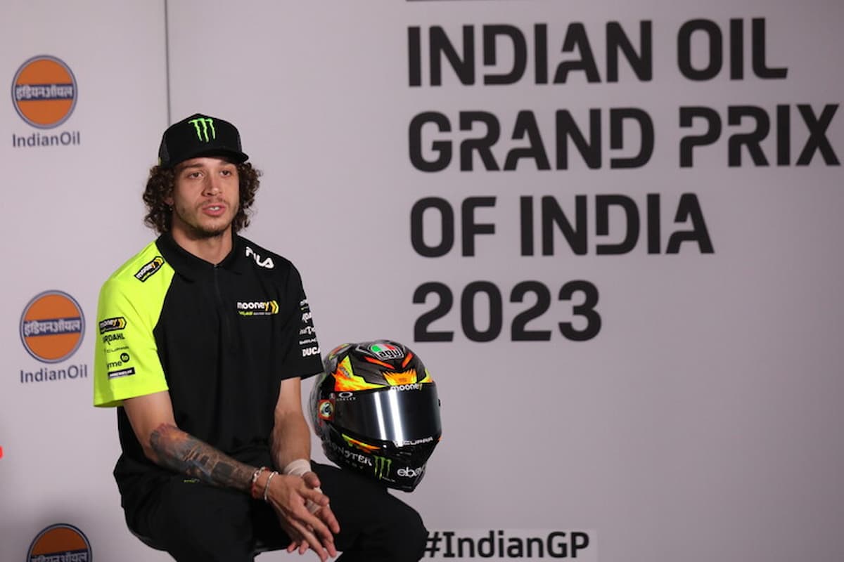 Moto GP India. Vittoria di Bezzecchi su Martin, doppietta Ducati, caduto Bagnaia: il Mondiale è riaperto
