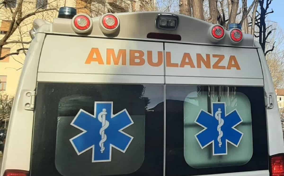 Incidente sulla superstrada Cassino-Sora, scontro frontale tra due auto: tre morti. Foto d'archivio Ansa