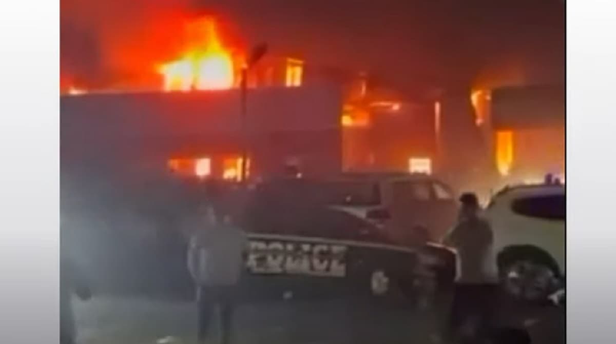 Incendio durante il matrimonio, un frame del video
