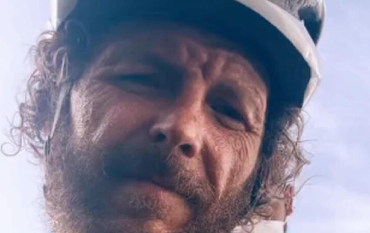 Jovanotti e l'incidente in bici, foto Ansa