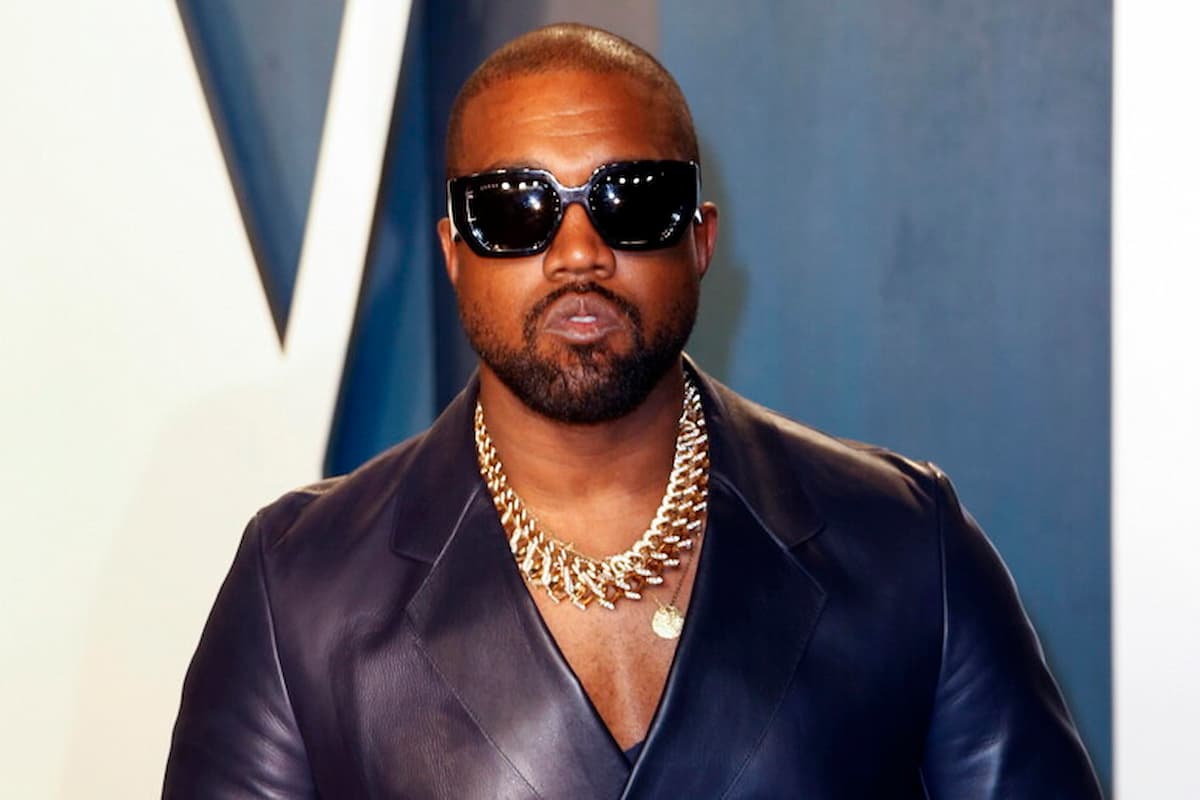 Scandalo a Venezia per Kanye West ex Kardashian e moglie Censori