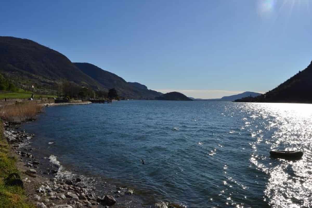 Lago d'Iseo, foto Ansa