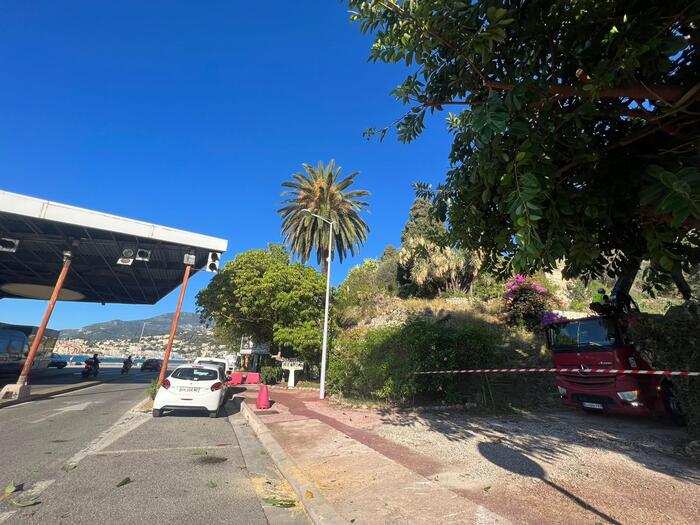 Migranti, Francia si blinda a Ventimiglia: schierato l'antiterrorismo