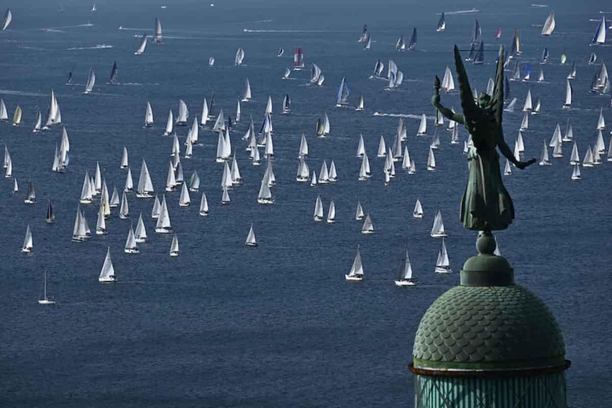 Barcolana nel golfo di Trieste con 1773 barche a vela: ha vinto Arca, al timone Marta Benussi 16 anni, secondo Prosecco DOC