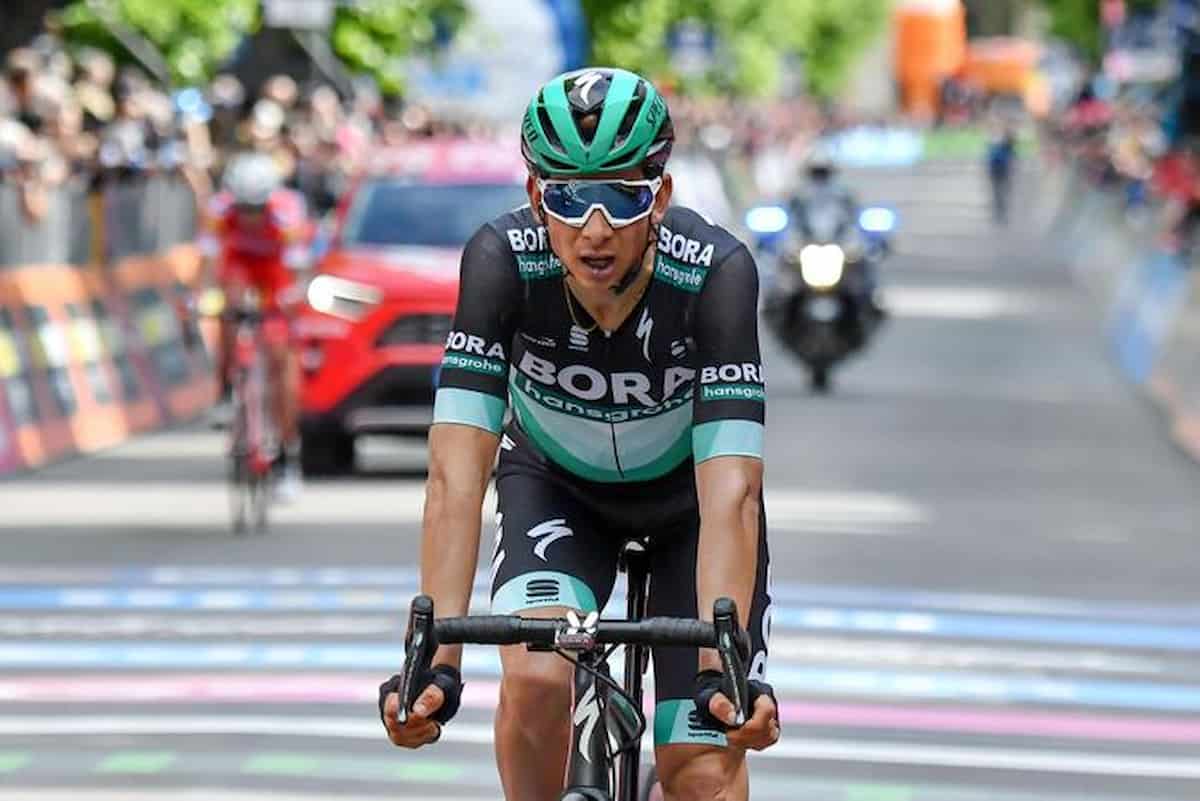 Veneto Classic di ciclismo vinta di forza da Formolo, primo in solitaria sul traguardo di Bassano del Grappa, ricordata l’impresa della romana Vittoria Bussi,la prima donna a infrangere il muro dei 50 km.