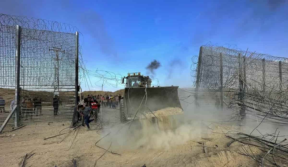 Hamas, i suoi uomini dovrebbero finire i loro giorni in galera se si vuole un mondo in cui la parola guerra venga abolita dai dizionari Hamas, i suoi uomini dovrebbero finire i loro giorni in galera se si vuole un mondo in cui la parola guerra venga abolita dai dizionari