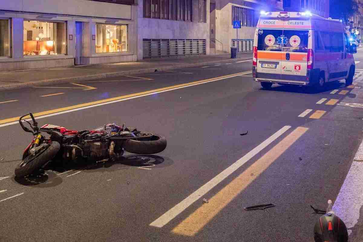 anita muore a 17 anni caduta dalla moto ansa