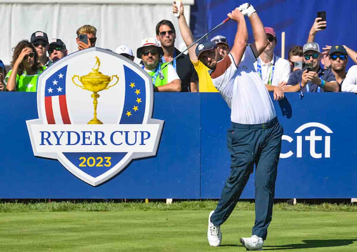 Sventato il blitz degli attivisti ambientalisti alla Ryder Cup dalla Questura di Roma.