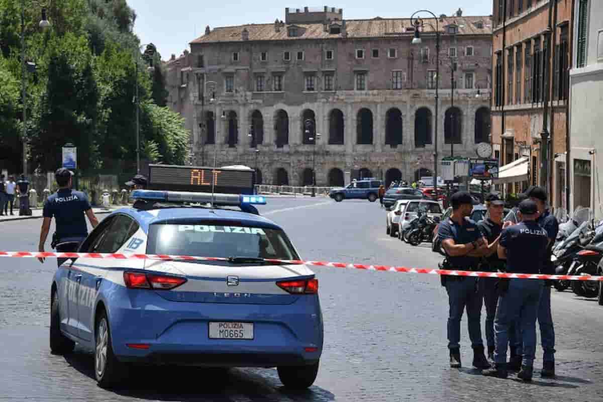 falciata suv strisce roma