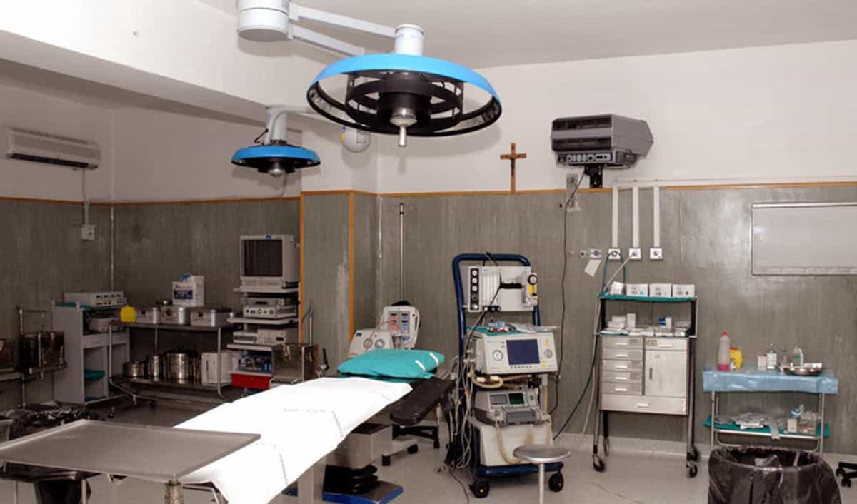 Pubblicò la foto di un cadavere durante autopsia, foto d'archivio Ansa