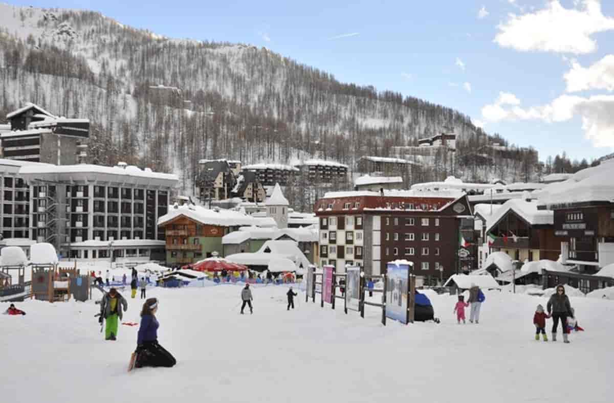 Perché Cervinia diventa Le Breuil? Allora trasformiamo Milano in Mediolanum e Torino in Iulia Taurinorum