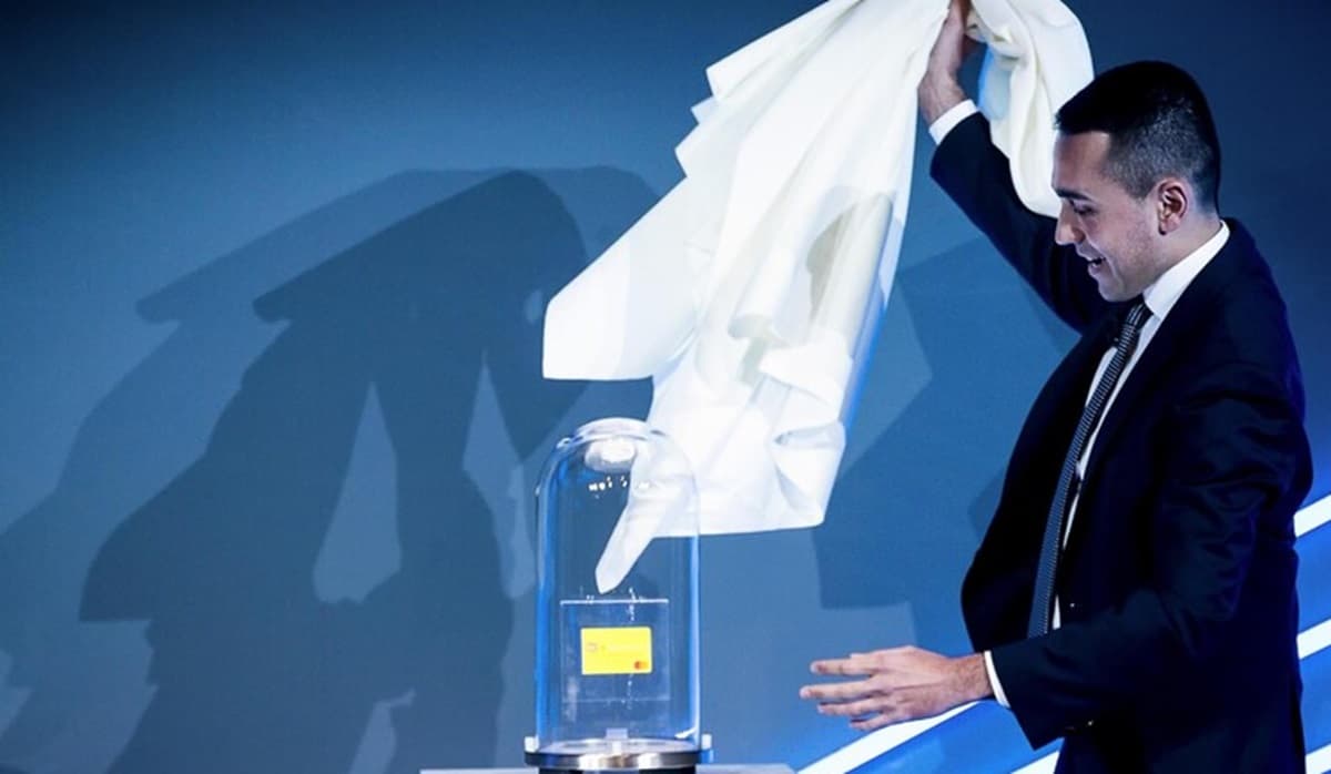 Non abbiamo abolito la povertà. La povertà sta abolendo l'Italia. I poveri assoluti sono quasi 6 milioni