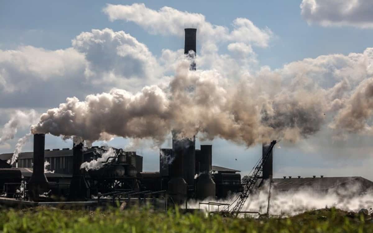 L'1% più ricco del pianeta (77 milioni di persone) emette C02 come 5 miliardi di persone. Foto Ansa