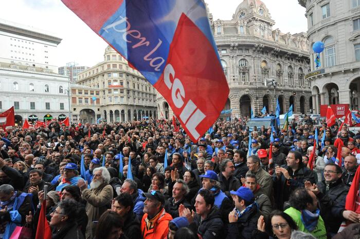Venerdì 17, : trasporti, scuole, sanità e poste. Orari e informazioni