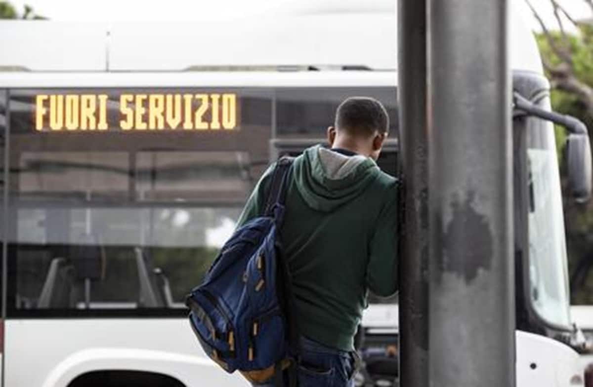 Sciopero trasporti del 17 novembre ridotto a 4 ore: dalle 9 alle 13. Foto d'archivio Ansa