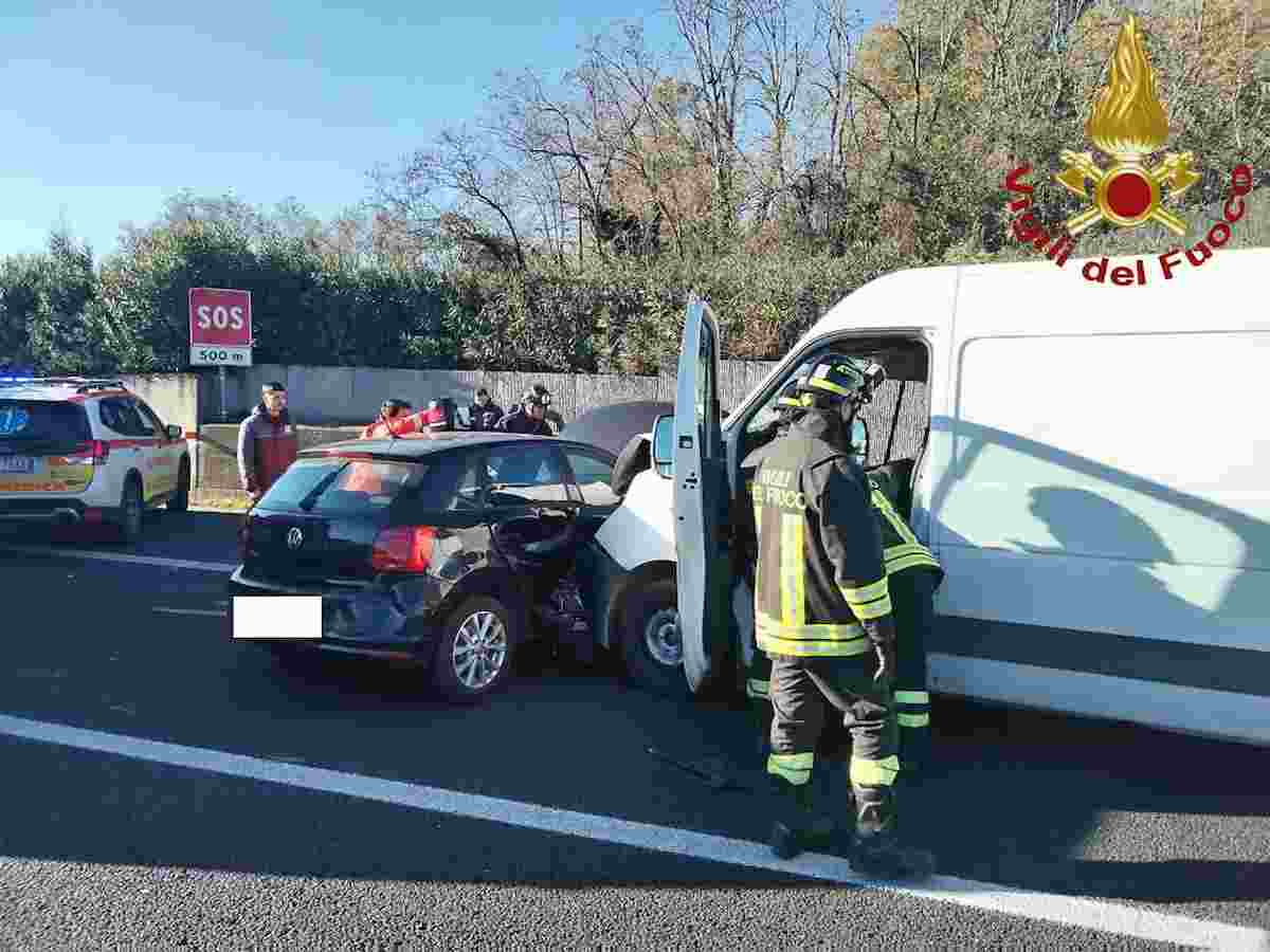 incidente grande raccordo anulare roma