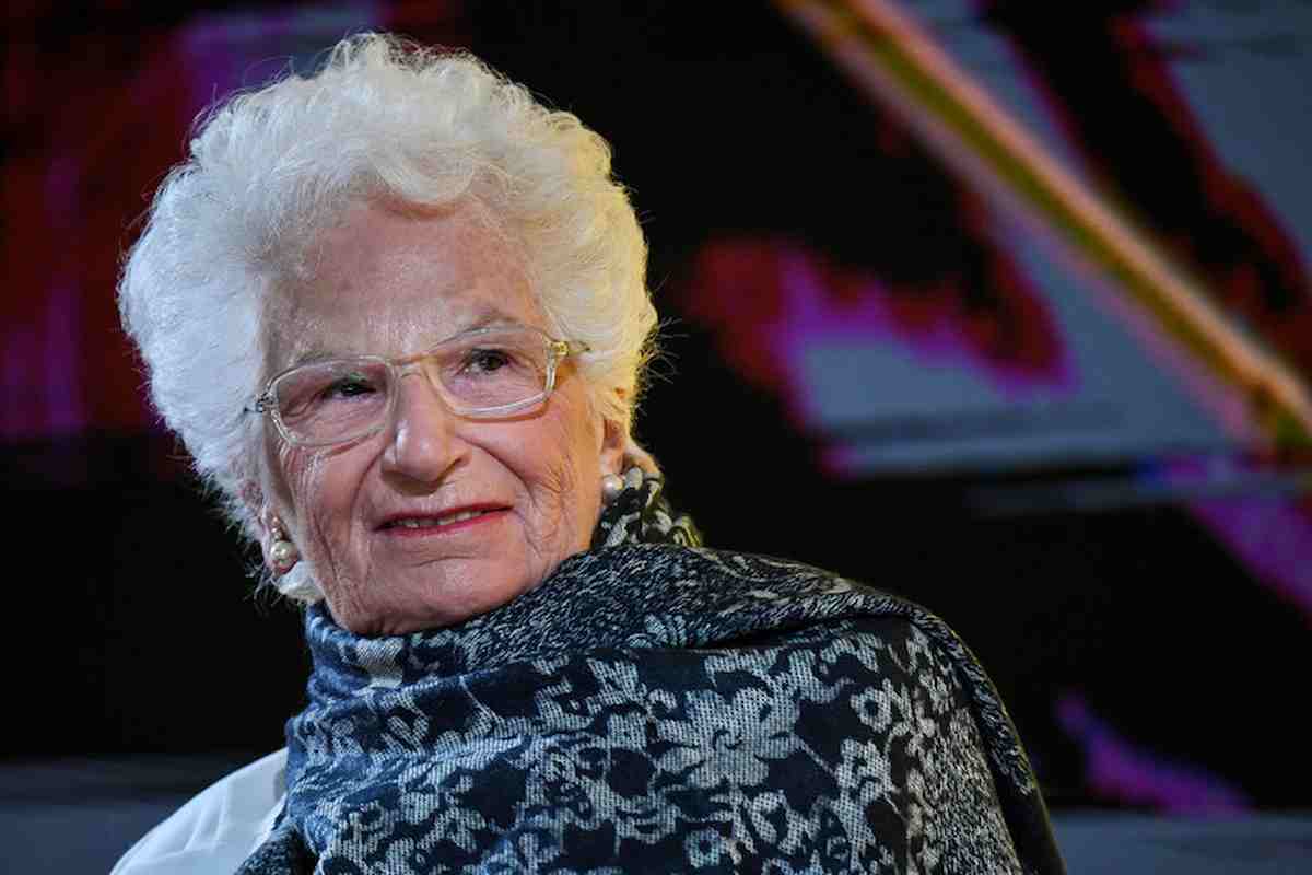 liliana segre svizzera chiede scusa 80 anni dopo