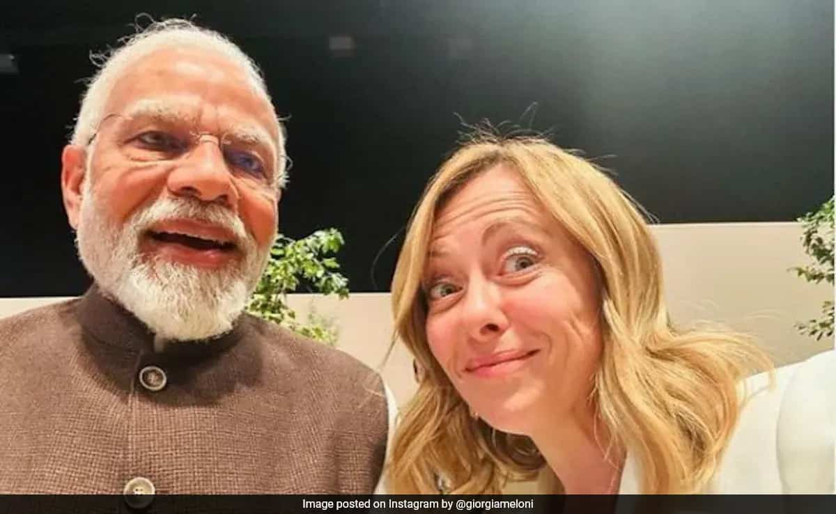 Selfie Meloni-Modi, nasce Melodi, tango in onore della amicizia fra Italia e India, superato il disastro dei marò