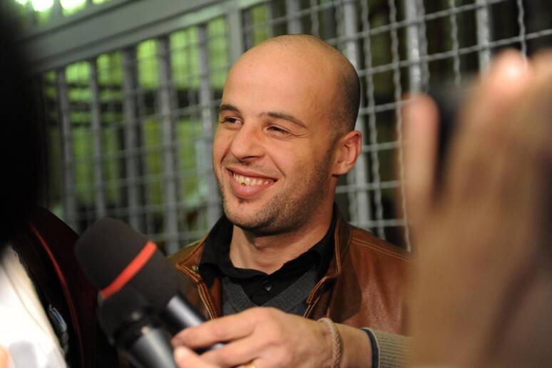 Strage di Erba, Azouz Marzouk: "Rosa e Olindo sono innocenti. Mio figlio troverà pace solo con verità"